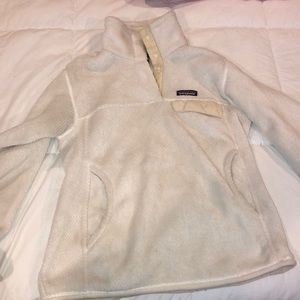 Patagonia snap sweatshirt